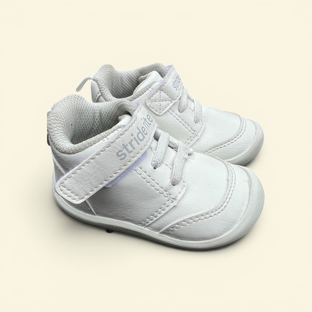Stride Rite Munchkin Baby Toddler Shoes White Hook Loop Size 4M